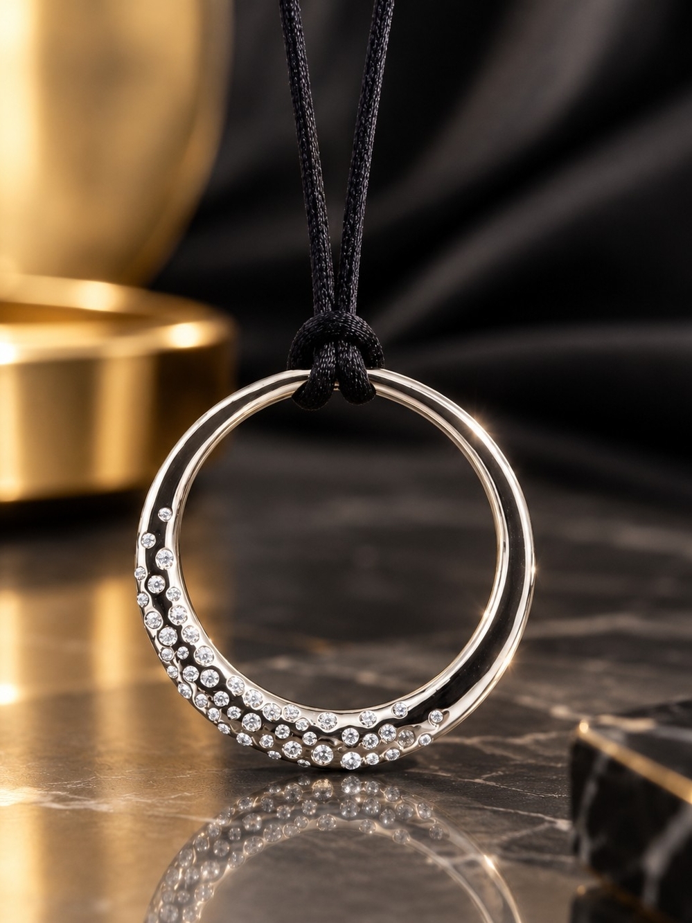 Y2K Vintage Swarovski Crystal Pavé Circle Ambiance 36" Pendant Necklace Silver